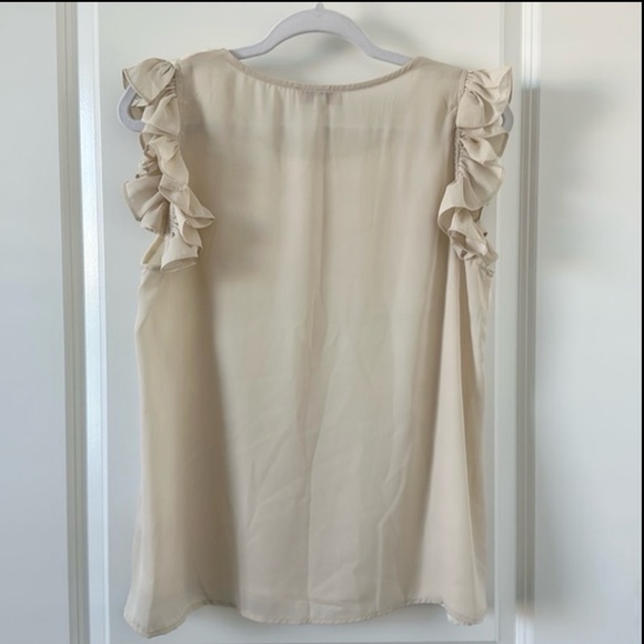 ANDREE BY UNIT | Ruffle Sleeveless Top | Cream | Size M - Picture 4 of 10